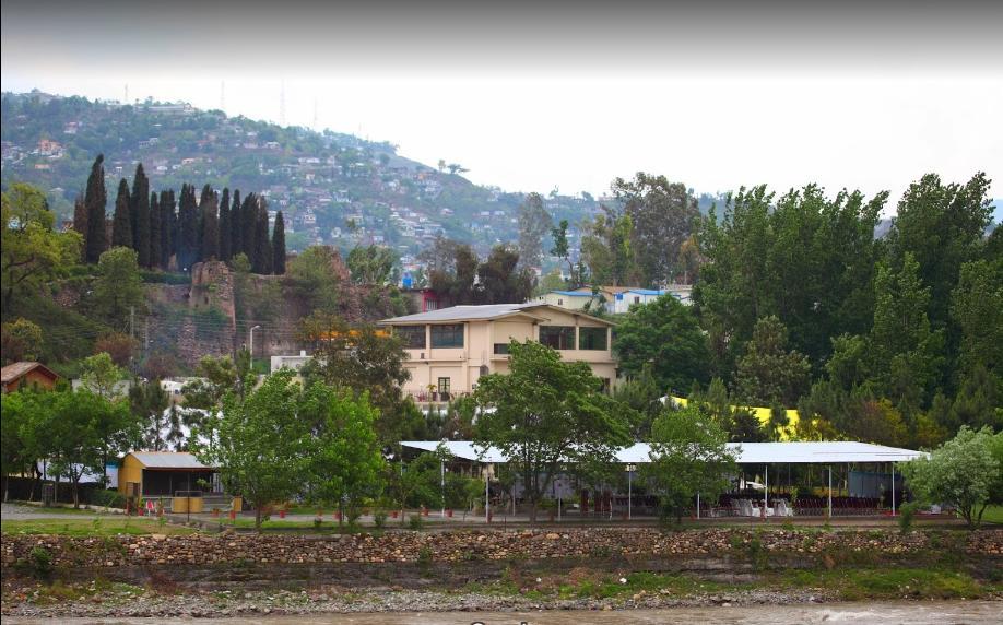 Neelum View Hotel Balak Bhanna Ngoại thất bức ảnh